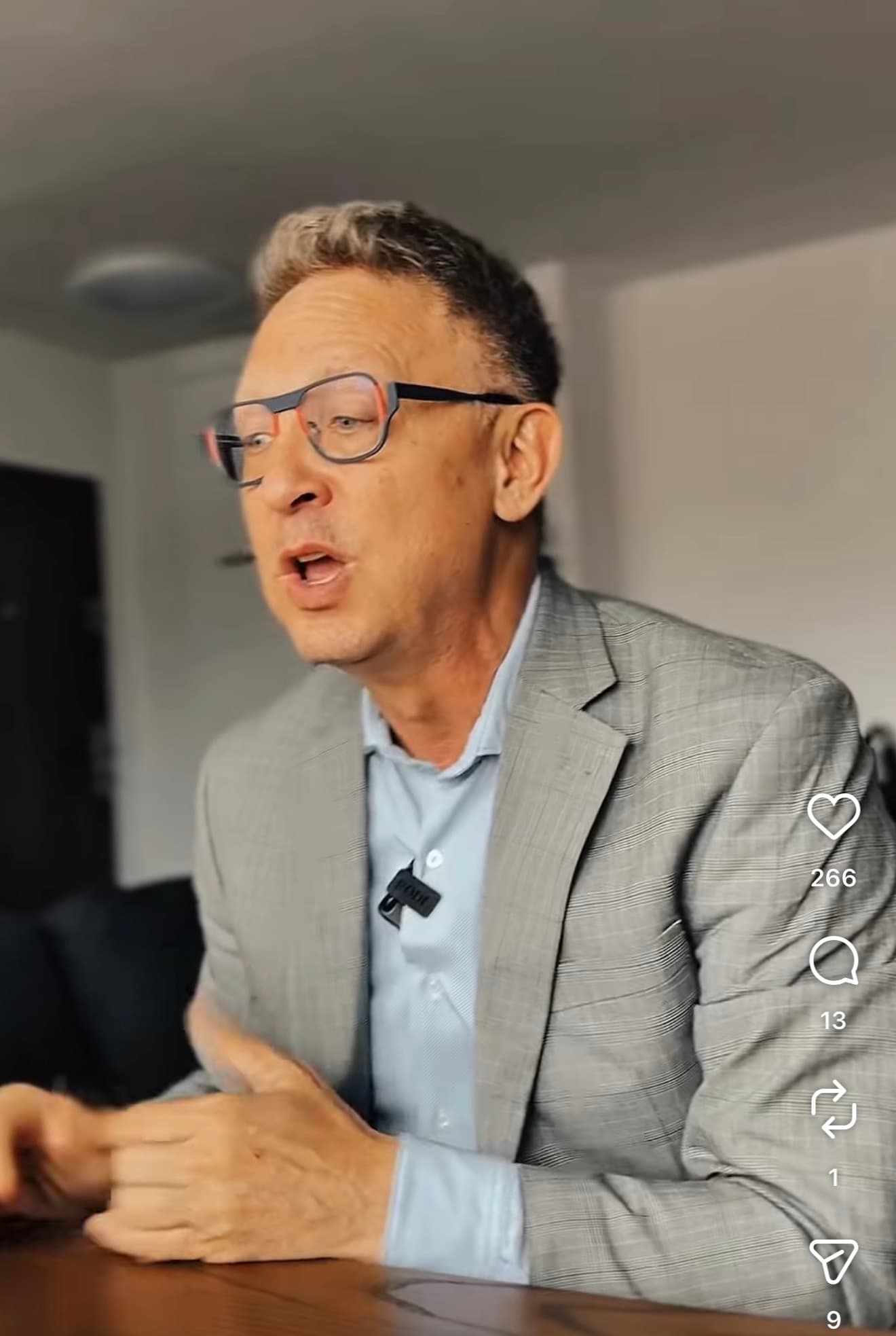 Diagnostic IELTS teaching in a live online session with Professor Korten